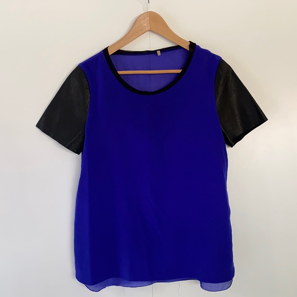 ELIE TAHARI / Silk Blouse